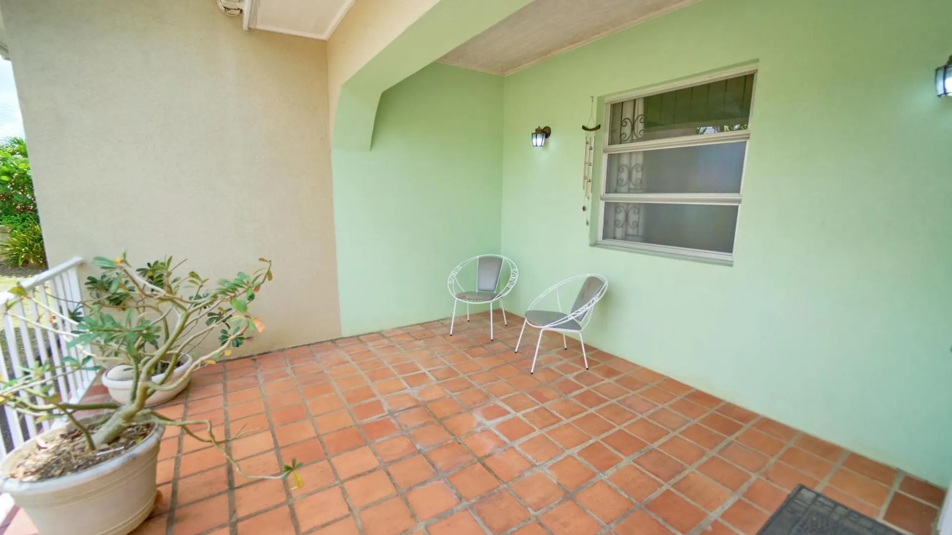 Spacious 3-Bedroom Home - Regency Park Bridgetown